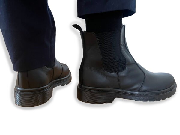 Male heavy duty shoes